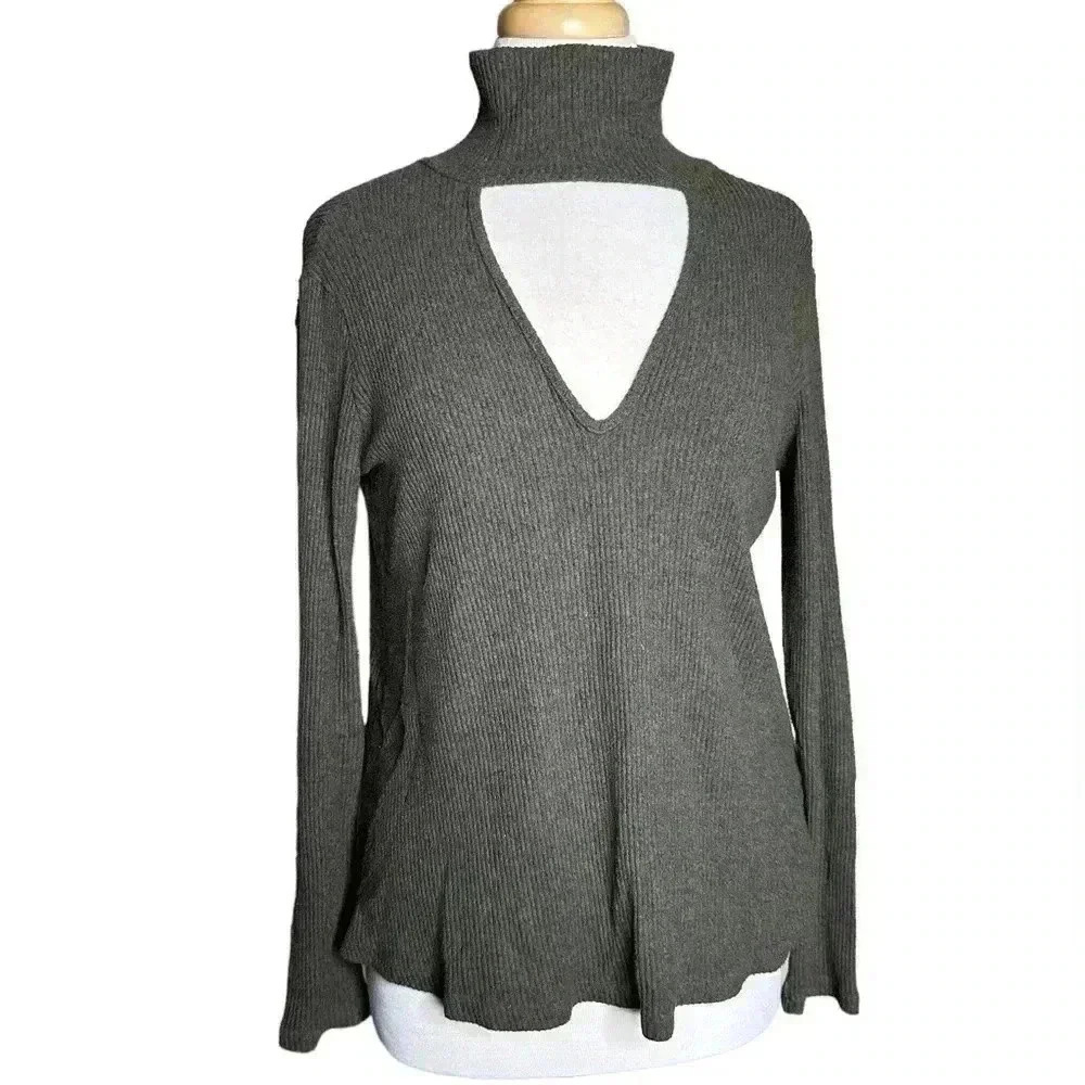 Forever 21 green keyhole mock neck sweater Size S rayon polyester spandex
